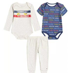 NWT. TOMMY HILFIGER Baby Boys Logo Print 3-pc Set